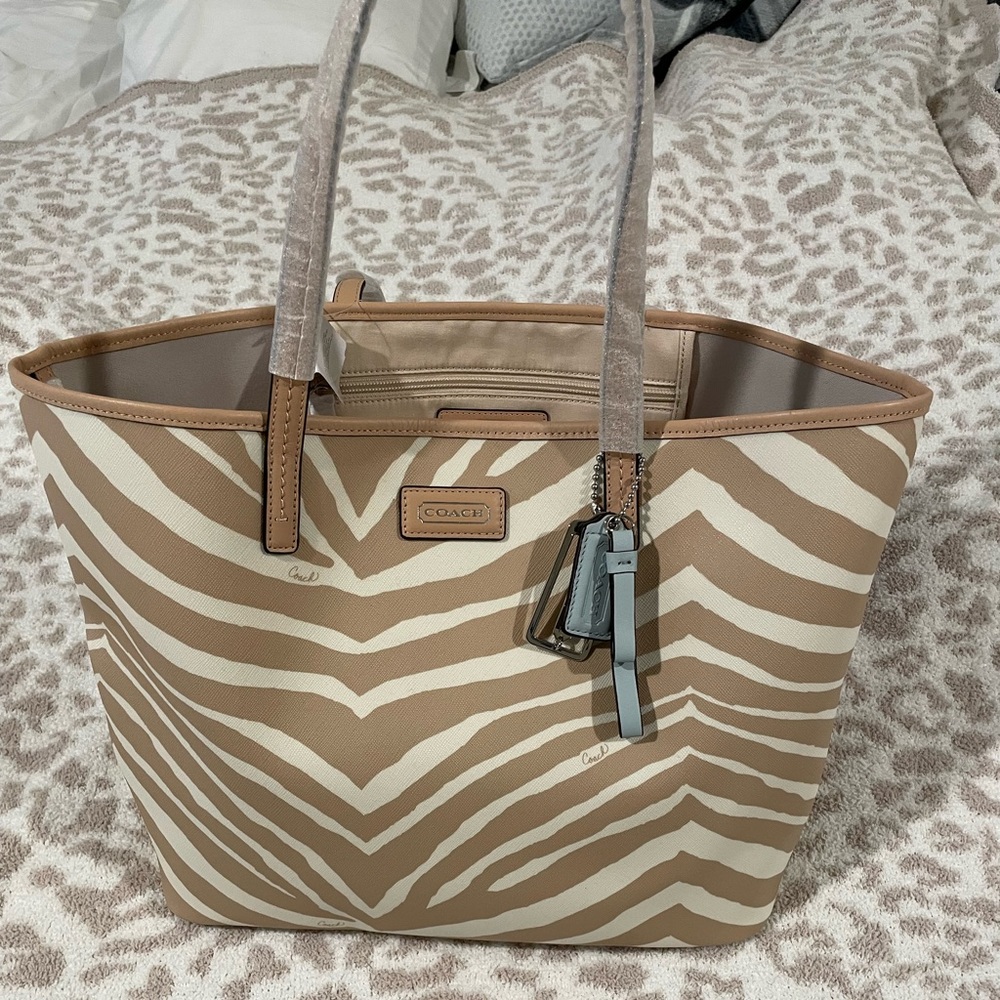 Coach tote bag